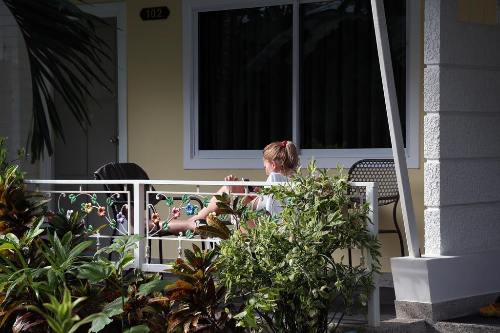 Naka Resort Kamala Beach Zewnętrze zdjęcie