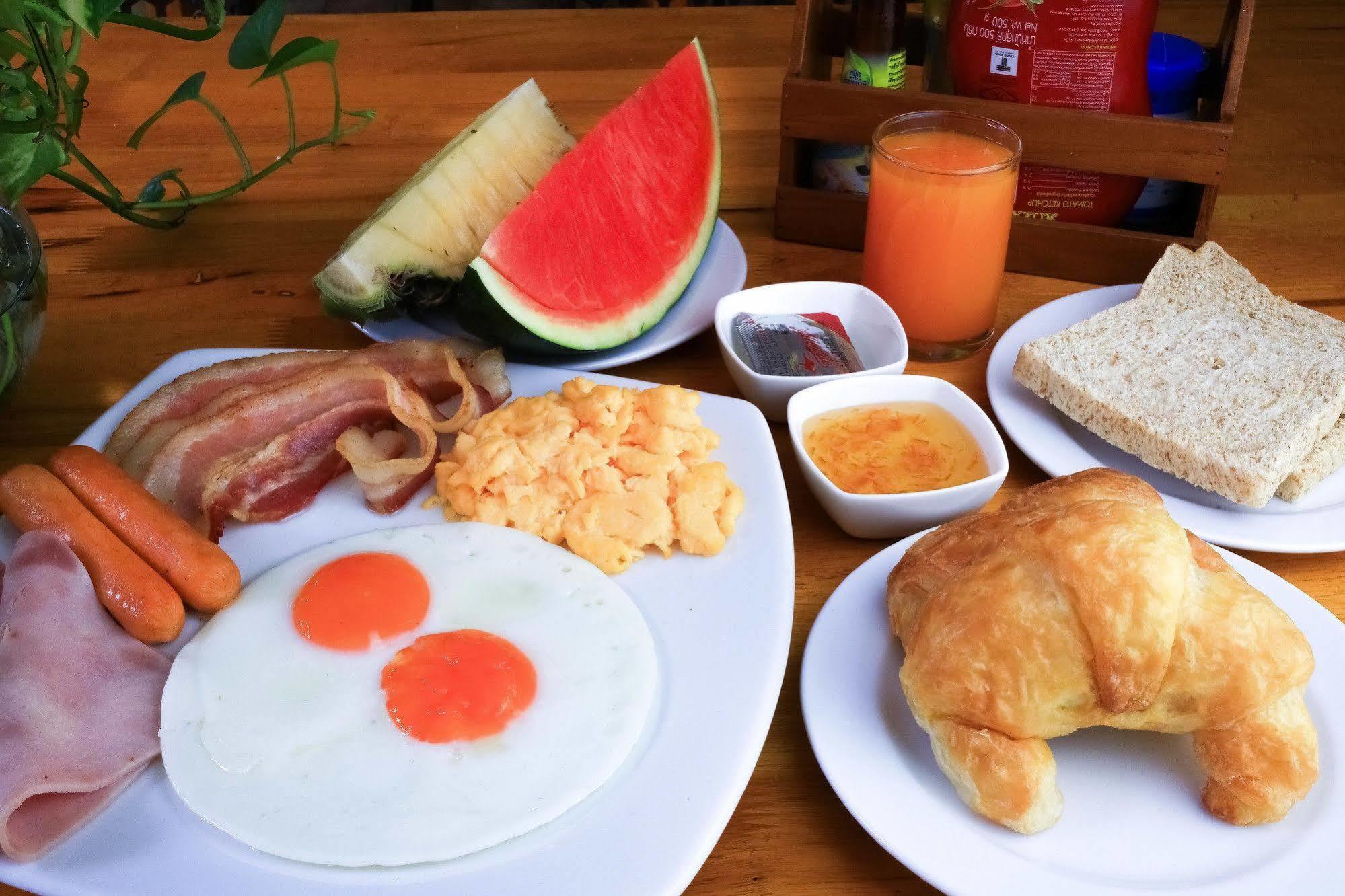 Naka Resort Kamala Beach Zewnętrze zdjęcie