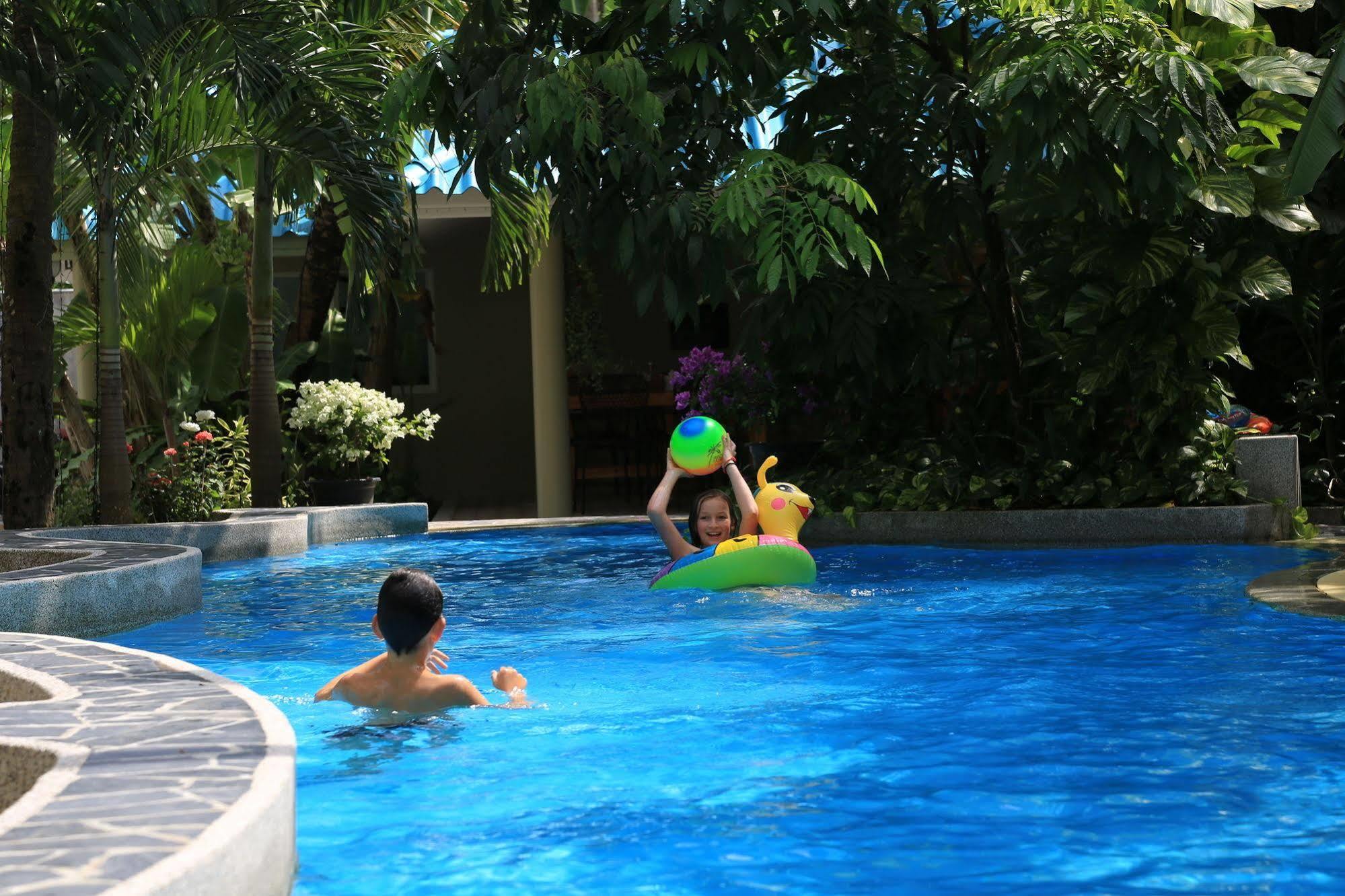 Naka Resort Kamala Beach Zewnętrze zdjęcie