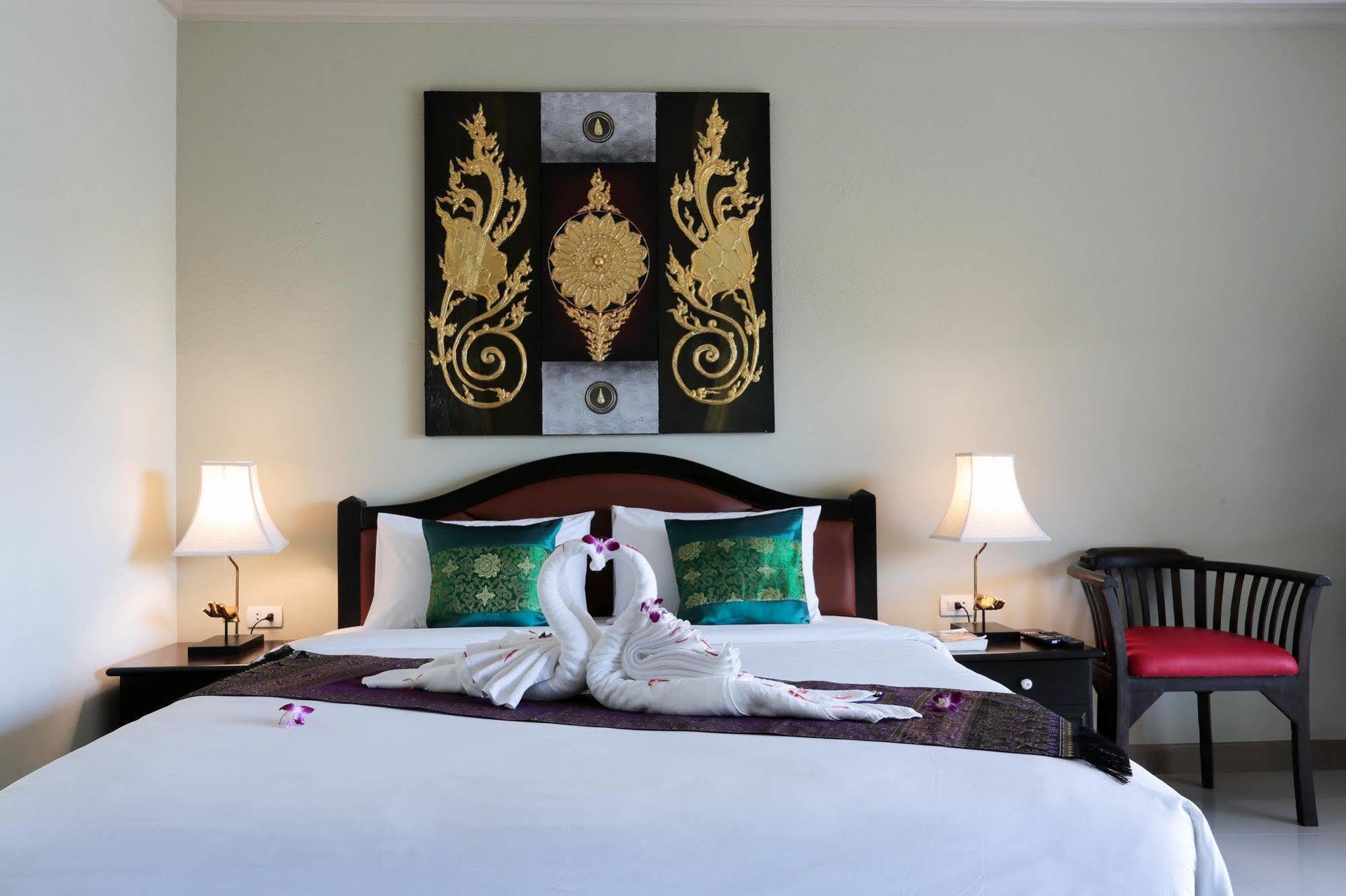 Naka Resort Kamala Beach Zewnętrze zdjęcie