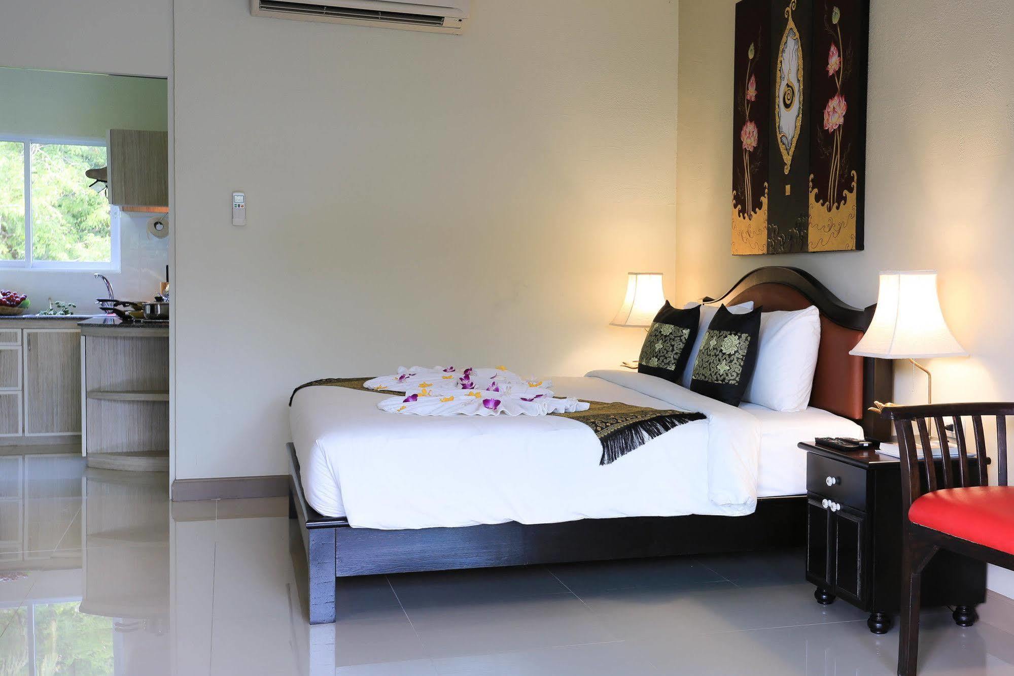 Naka Resort Kamala Beach Zewnętrze zdjęcie